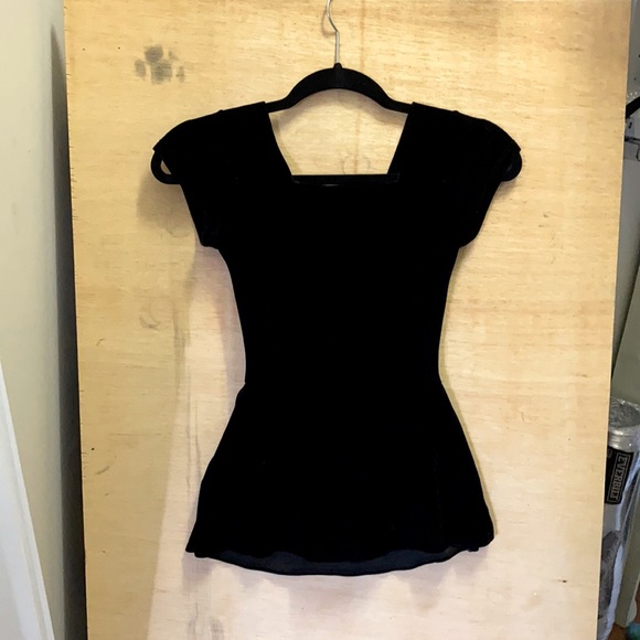 Figure skating dress - Picture 1 of 3